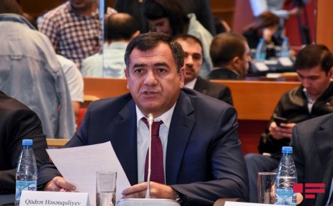 “Dövlət qulluqçuları siyasi partiya üzvü ola bilməz” –QÜDRƏT HƏSƏNQULİYEV