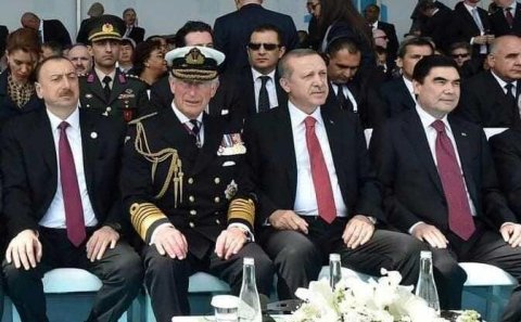 7 il fərqlə iki foto: nələr dəyişdi?