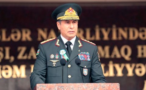 Eyvazov bu videoya baxdıqdan sonra polisi işdən qovdu