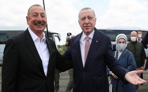 Ərdoğan İlham Əliyevi təbrik etdi