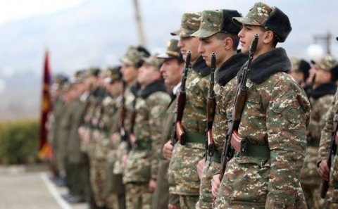 Ermənistan ordusunda bütün şəxsi heyətə mükafat verildi