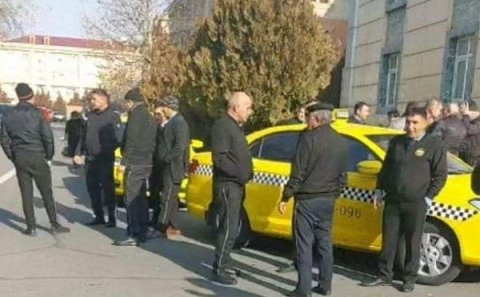 Naxçıvanda etirazlar başladı 