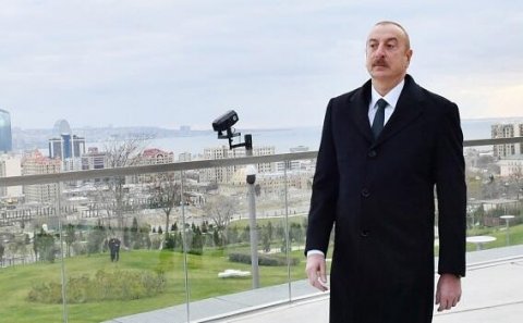 Prezident yeni parkın açılışında - Foto
