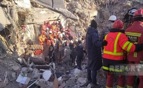 FHN-çilər 198 saatdan sonra 2 nəfəri sağ çıxardı - Foto