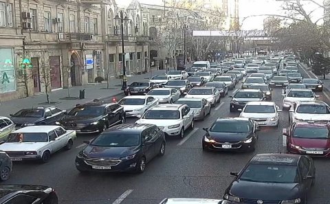 Bakıda hazırda sıxlıq müşahidə edilən yollar - SİYAHI