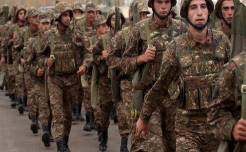 Ermənistanda ehtiyatda olan hərbçilər təlimə çağırıldı