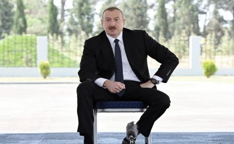Əliyev öz xalqının əsl lideridir - Poqosyan