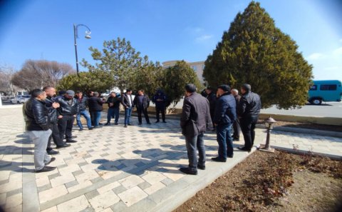 Naxçıvanda TIR sürücüləri aksiya keçirdi – Səbəb
