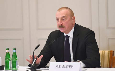 İlham Əliyev Almaniyada iş adamları ilə görüşdü - Fotolar