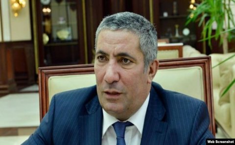 “Yeni nazir gələn kimi uzun müddət çalışan işçini işdən çıxarır” –SİYAVUŞ NOVRUZOV