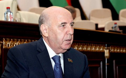 “Bizdə dərman Türkiyədən ucuzdur” dedi, komitə sədri etiraz etdi