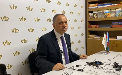 Əli Əliyev həbsdən sonra... - Foto