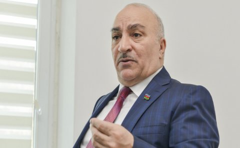 Jurnalistlərdən küsən deputat bundan sonra müsahibə verməyəcək