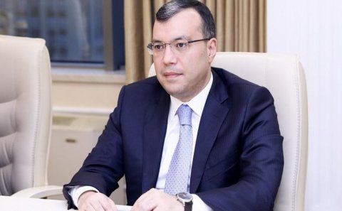 Sahil Babayev Xalq artistinin oğlunu işdən çıxardı - FOTO