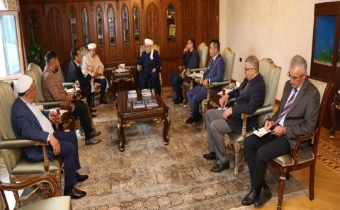 Şeyxülislam Allahşükür Paşazadə ölkəmizdə səfərdə olan Rumıniya Müftisi Murad Yusif ilə görüşüb
