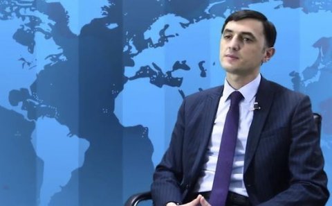 Tural Abbaslı: “Partiya üzvü bir müddət sonra dünyasını dəyişibsə, o demək deyil ki, partiyalar gedib qəbiristanlıqdan üzv yığıblar”