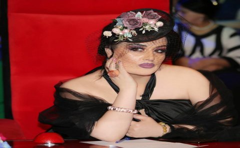 Elza Seyidcahan jurnalistlərə səsləndi - O şeiri yazanı tapın, məhkəməyə verəcəm…