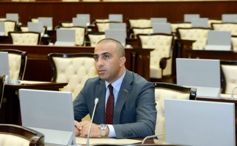 Deputat: “Bunlarda 5 min imza toplayacaq potensial yoxdur, ümid saxtakarlığa qalır...”