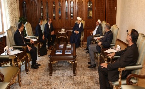 Şeyx Almaniya müsəlmanları mərkəzi şurasının sədri ilə görüşüb