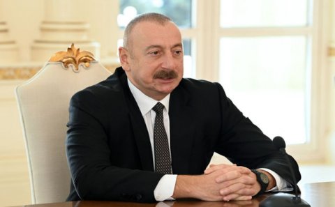 Prezident İlham Əliyev “Total Energies” şirkətinin baş icraçı direktorunu qəbul edib