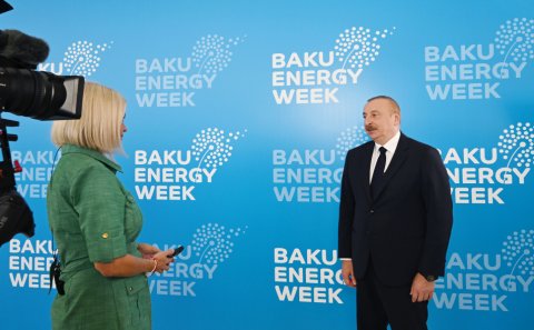 Neft və qaz sahəsində hər şeyi başdan-ayağa bilirik - Prezidentin “Euronews”a MÜSAHİBƏSİ