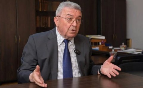 “Təəssüf ki, mən işlədiyim dövrdə də məktəblərdə psixoloji xidməti tam təmin  edə bilmədik...”