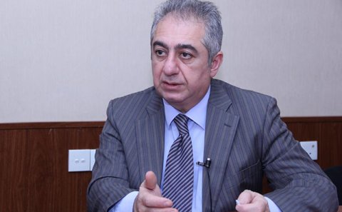 Məhkəmə Qubad İbadoğlunun ölkədən çıxışına qoyulmuş qadağadan verdiyi şikayətə baxacaq