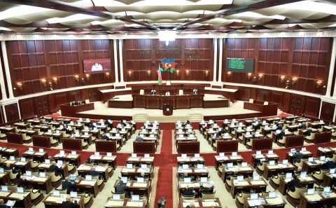 Parlament gələn ilin büdcəsini QƏBUL ETDİ