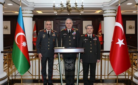 Hikmət Mirzəyev ordu generalı ilə görüşdü (FOTO)