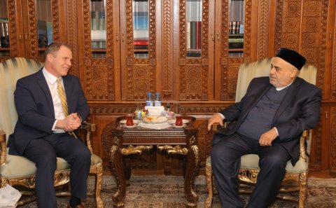 Şeyxülislam Allahşükür Paşazadə ABŞ-ın Stirling Fondunun İcraçı direktoru ilə görüşüb
