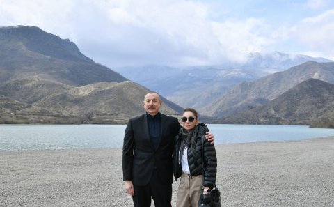 İlham Əliyev və Mehriban Əliyeva Ağdama səfər etdi