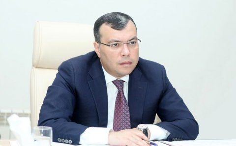 Deputatların maaş artımı təklifinə nazirdən REAKSİYA