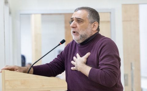 Vardanyan indi də Nəsiminin bu qəzəlini oxudu