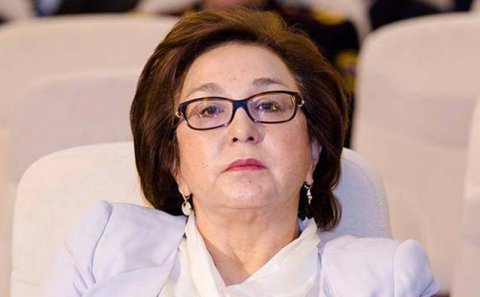 Məleykə Abbaszadə etiraf edə bilmir ki, artıq məktəb təhsili yoxdur...